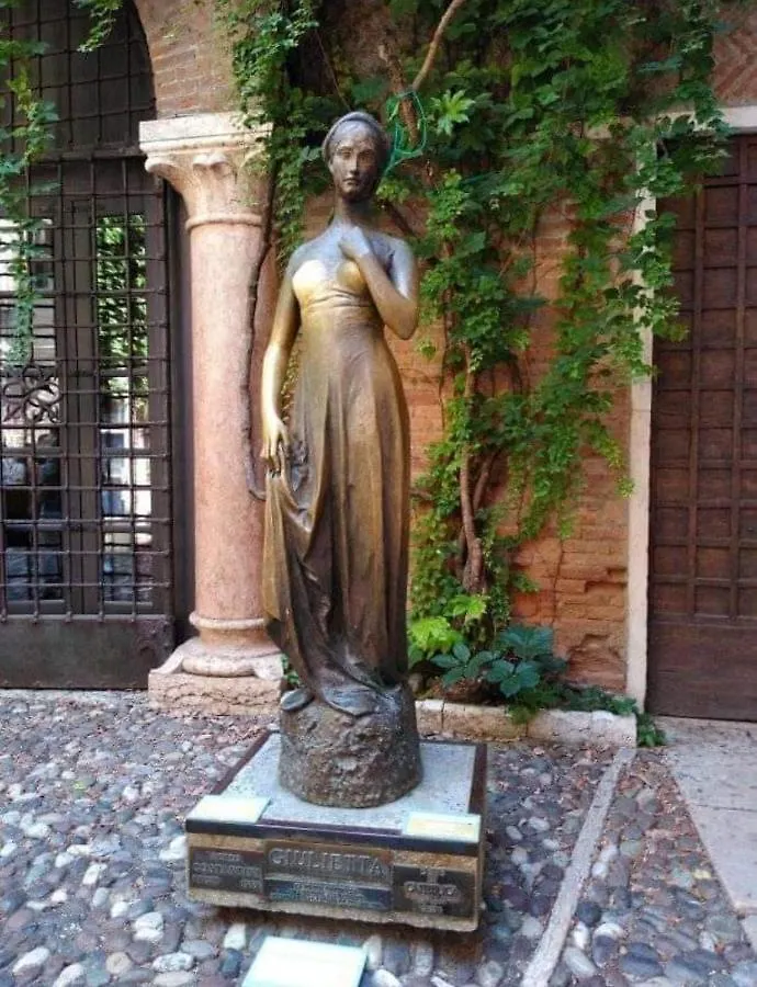 Alloggio La Perla, Quiete Ed Eleganza Con Vista Barbarano Vicentino 0*,  Italia